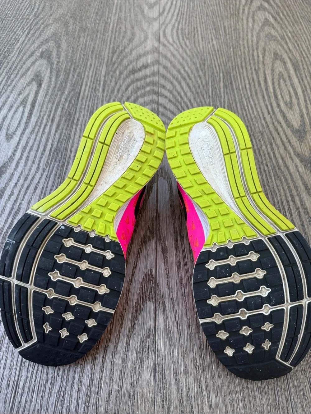 Nike Pegasus 31 Women's Hot Pink and Black Athletic Running Shoes